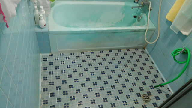 北中城村 タイル張りのお風呂をリフォームして猫足タブを設置 沖縄の水まわり専門リフォームなら リフォった